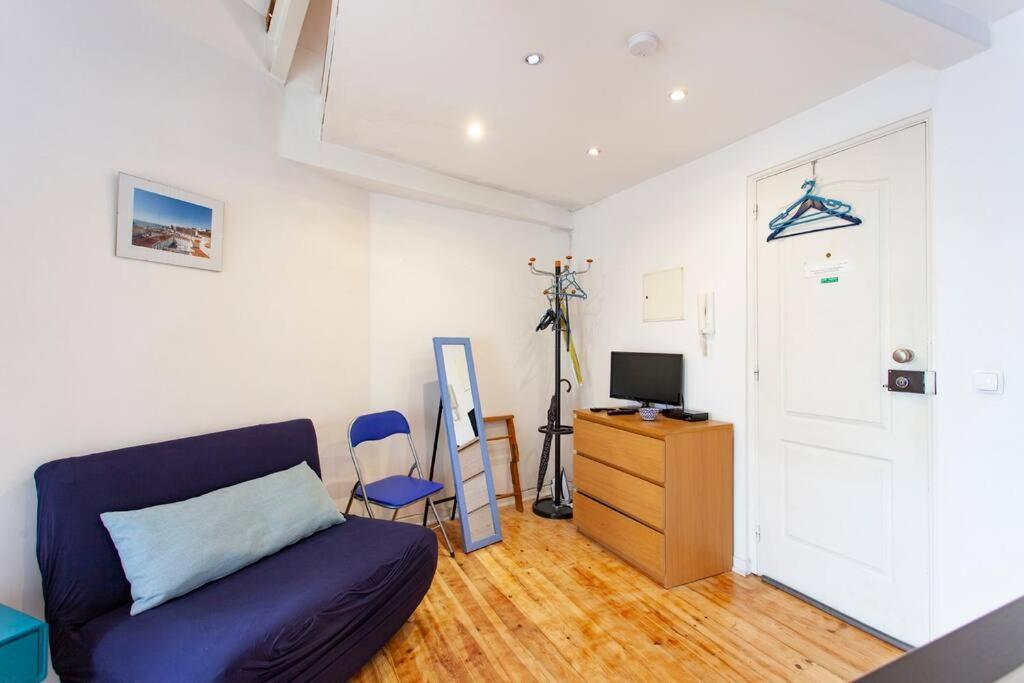 Alfama I, Eco-penthouse With View & French Balcony * Lissabon